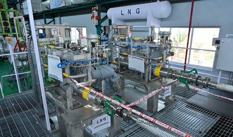 Anglo-Eastern Training LNG Ammonia Bunkering
